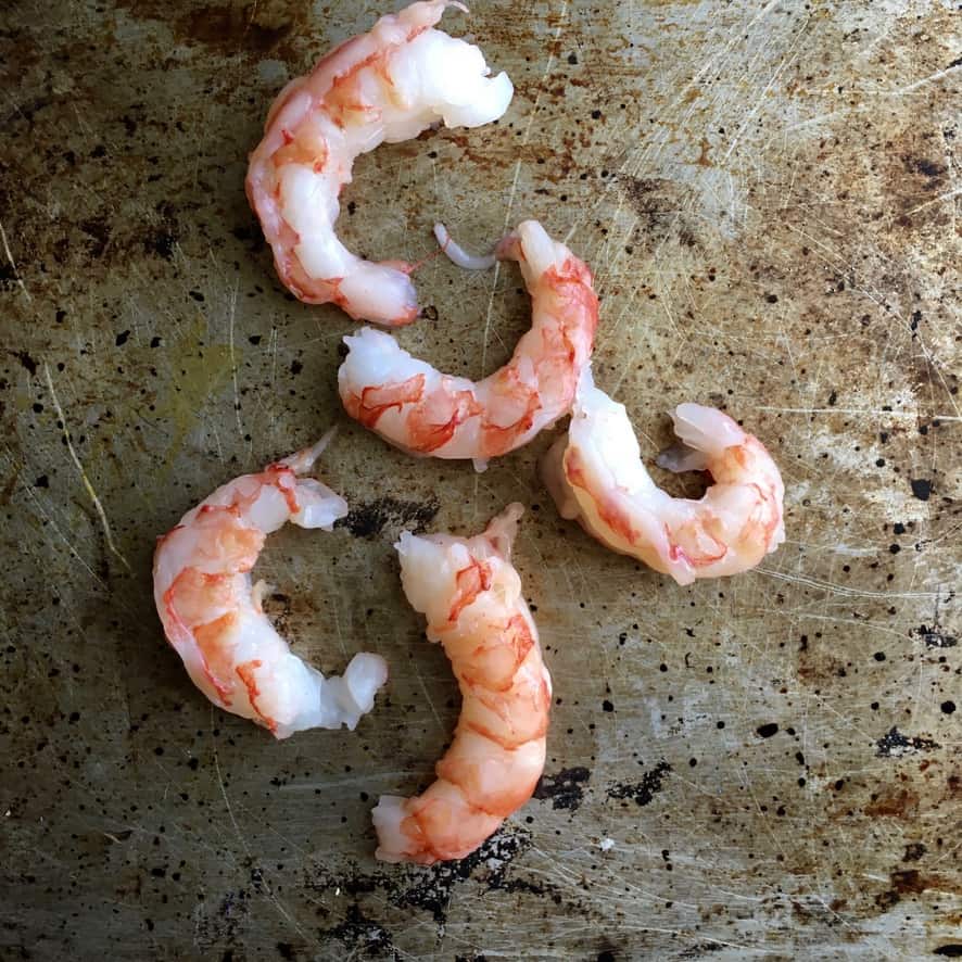 5 raw argentinian red shrimp with shell removed