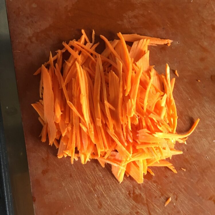 julienned carrots in a pile