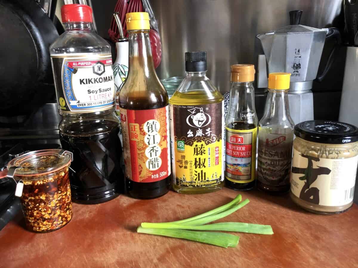 Sichuan wonton sauce ingredients (with Chinese sesame paste)