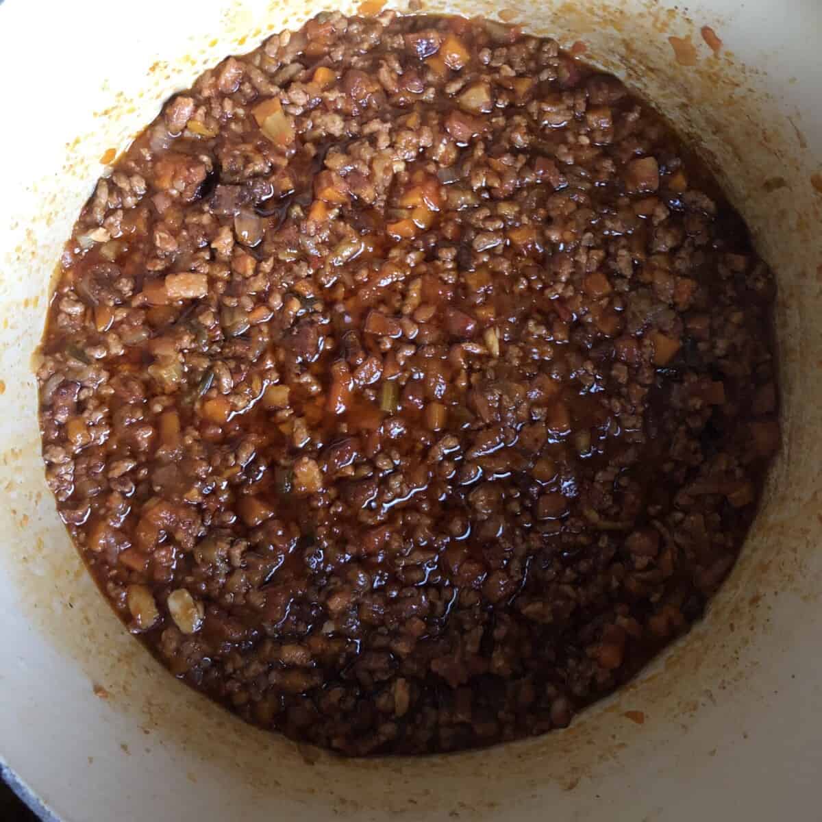 a view inside the pot after cooking 2 hours and now darker in color