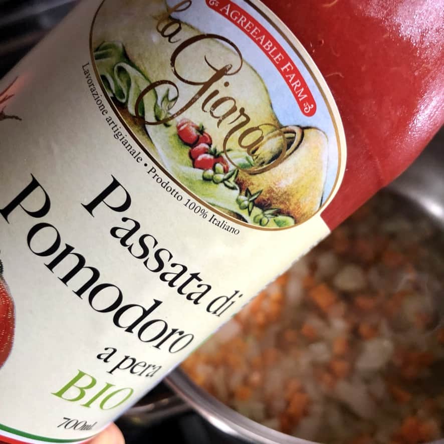 La Giara organic Italian Pera d'Abruzzo tomato passata