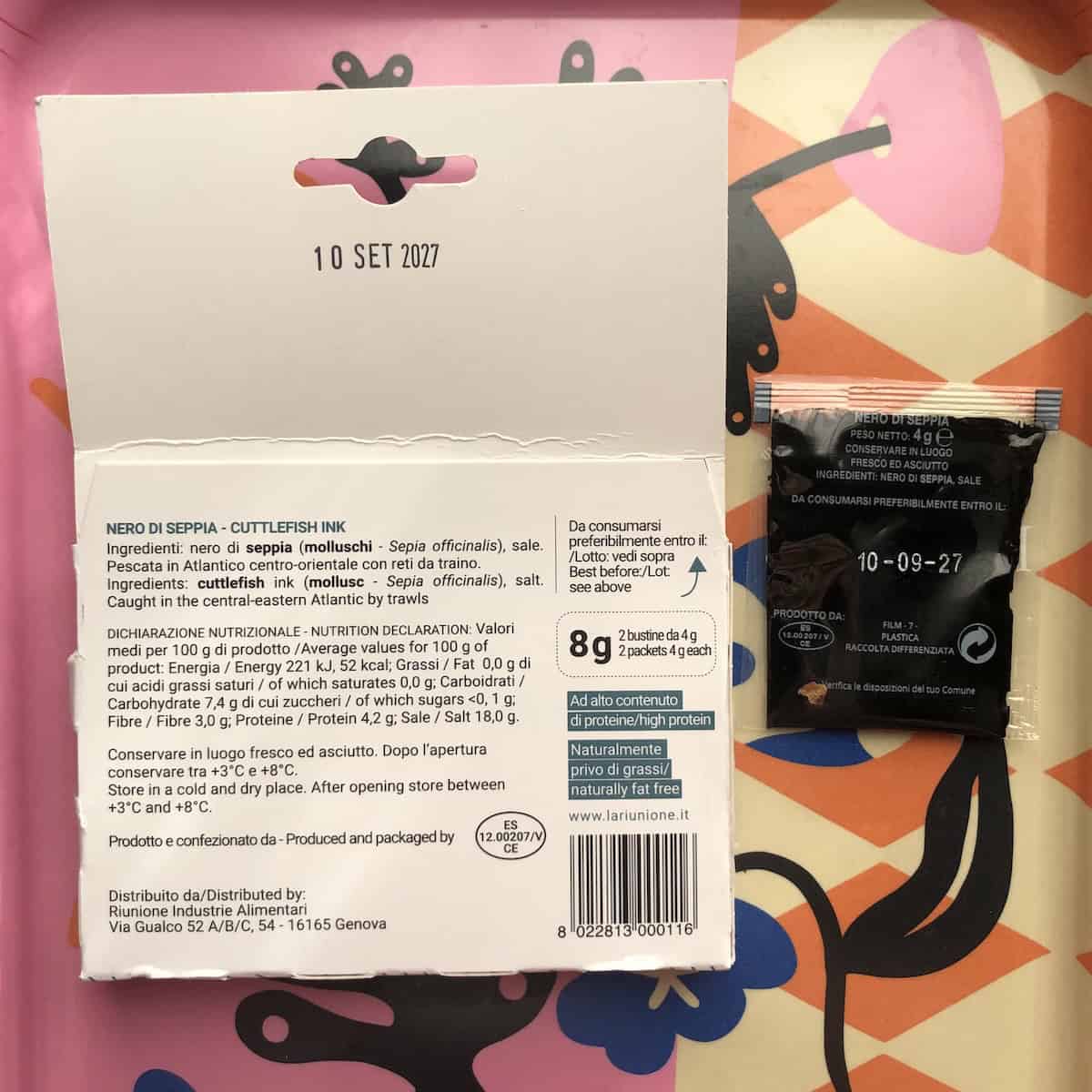 Riunione nero di seppia squid ink package back showing ingredient information and sachet details for cuttlefish ink pasta recipe.
